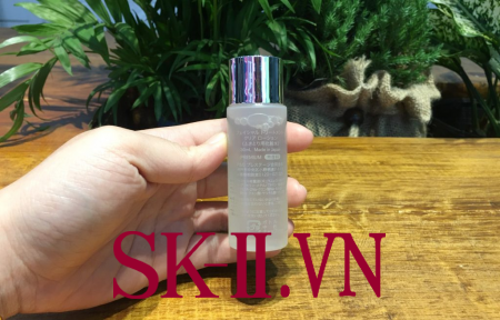Combo 8 Nước Hoa Hồng SK-II Facial Treatment Clear Lotion 30ml lotion30 2 1024x657 - Combo 8 Nước Hoa Hồng SK-II Facial Treatment Clear Lotion 30ml