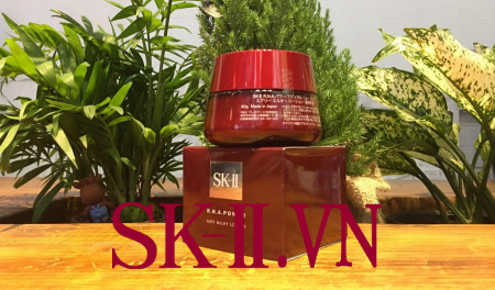 Kem chống lão hóa SK-II cho da dầu RNA Power Airy Milky Lotion 80g milky80 2 1024x602 - Kem chống lão hóa SK-II cho da dầu RNA Power Airy Milky Lotion 80g